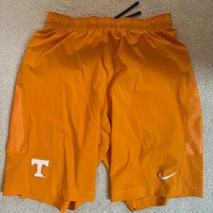 Men’s tennessee Nike dri-fit shorts size medium